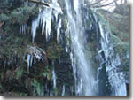 Mallyan Spout Waterfall, frozen (2008)