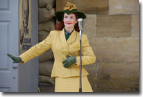 Lola Lamour, Wartime weekend, Pickering