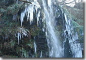 Mallyan Spout waterfall frozen